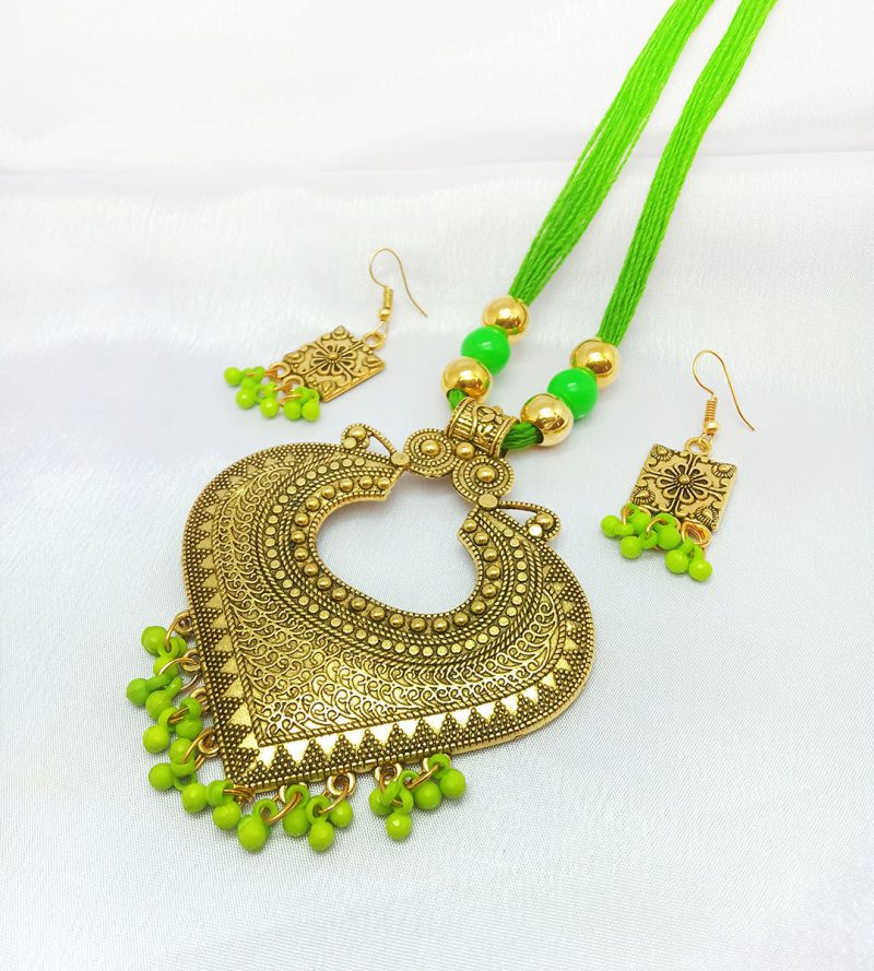 Cotton Dori Necklace and Earrings Se (Green)